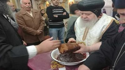 في عشية عيدها تطييب رفات الشهيدة دميانة بمطرانية سوهاج