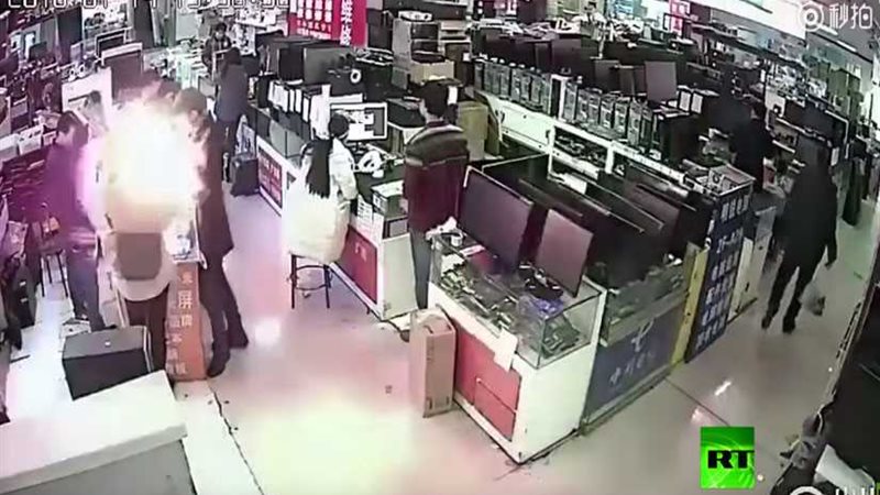 شاهد.. لحظة انفجار