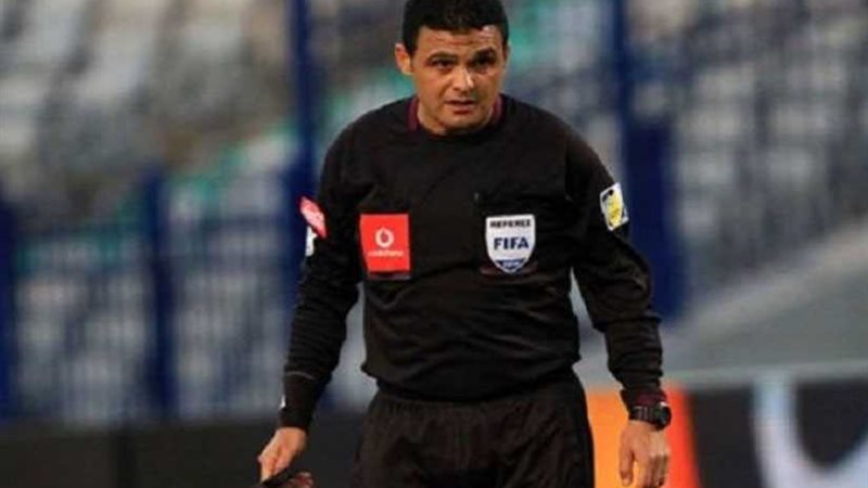 فاروق حكماً للزمالك