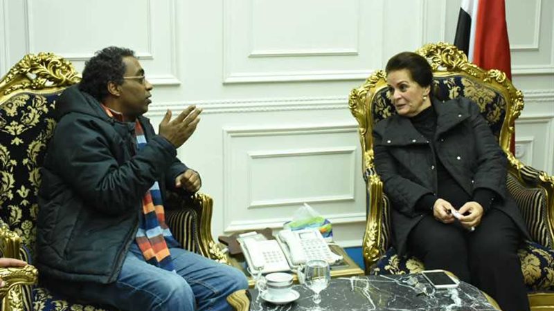 محافظ البحيرة تستقبل