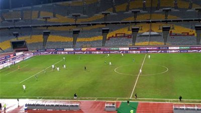 انطلاق مباراة الزمالك والمصري