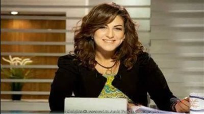 دينا عبد الكريم تقدم احتفالية العرض الأول لفيلم 