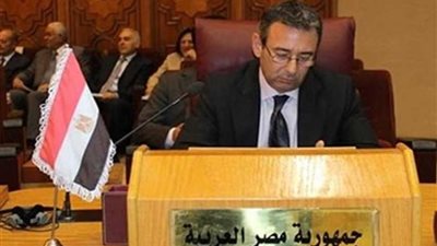 سفير مصر بعمان يبحث مع وزير العمل موضوعات العمالة المصرية بالمملكة