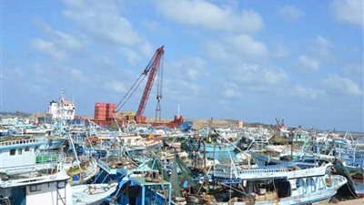 أمطار غزيرة على كفر الشيخ واستمرار إغلاق ميناء الصيد بالبرلس