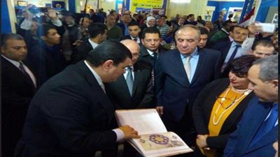 إشادة بجناح دار الكتب والوثائق بمعرض الكتاب