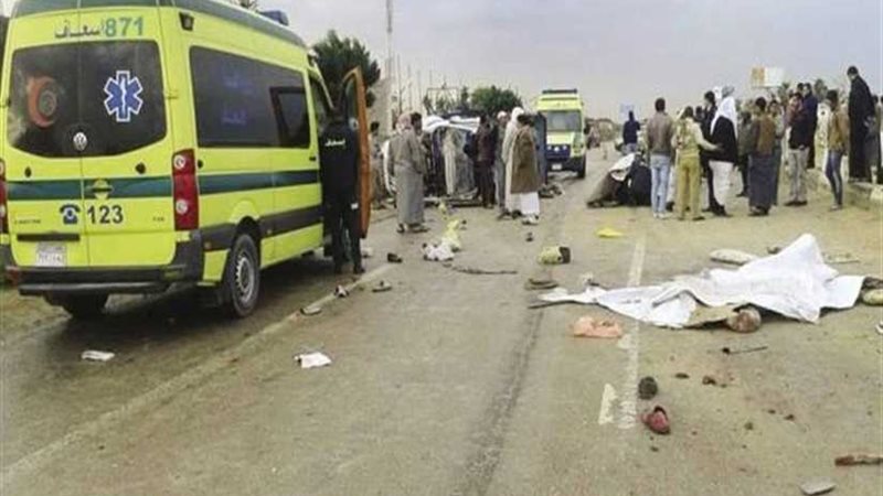 مصرع وإصابة 6 في