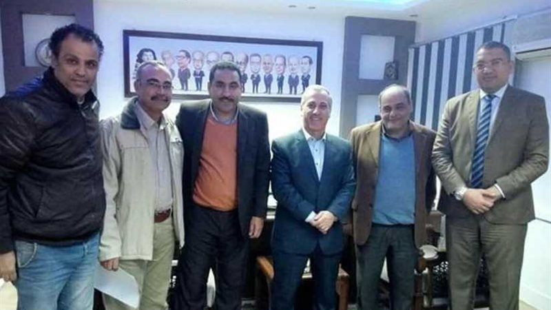 روزاليوسف تطبع دليل