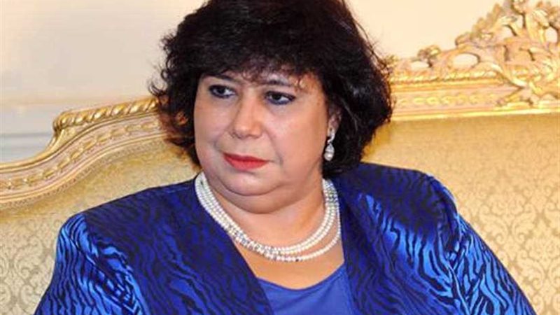 وزراء في افتتاح معرض