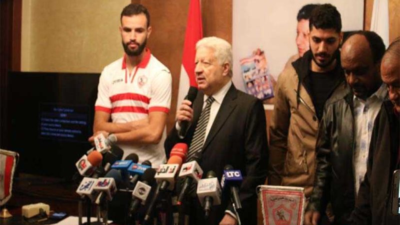 مرتضى يفتح النار