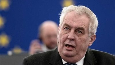 فوز رئيس التشيك ميلوش زيمان بفترة ولاية جديدة