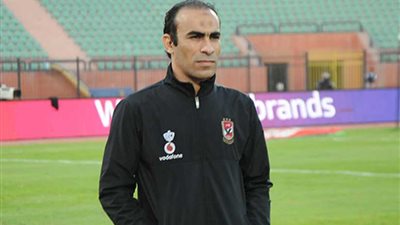 صبري رحيل يجدد تعاقده مع الأهلي