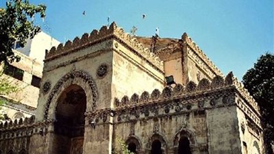 أسقف شمال إفريقيا يفتتح معرض فن بلا أسوار بالإسكندرية