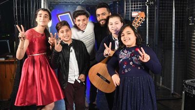 تامر حسني يختار أشرقت ونور لـ 