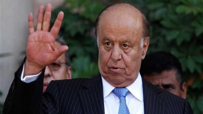 الرئيس اليمني يطالب قوات الجيش بوقف إطلاق النار في عدن