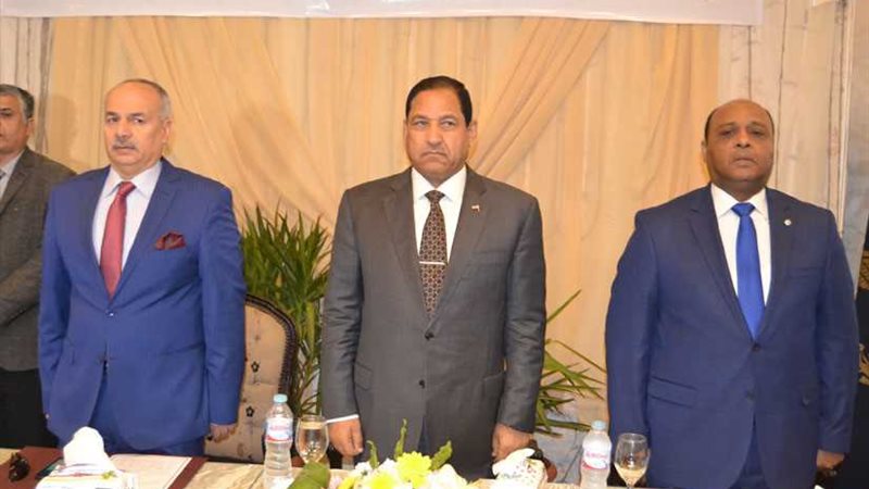 محافظ الغربية يحضر