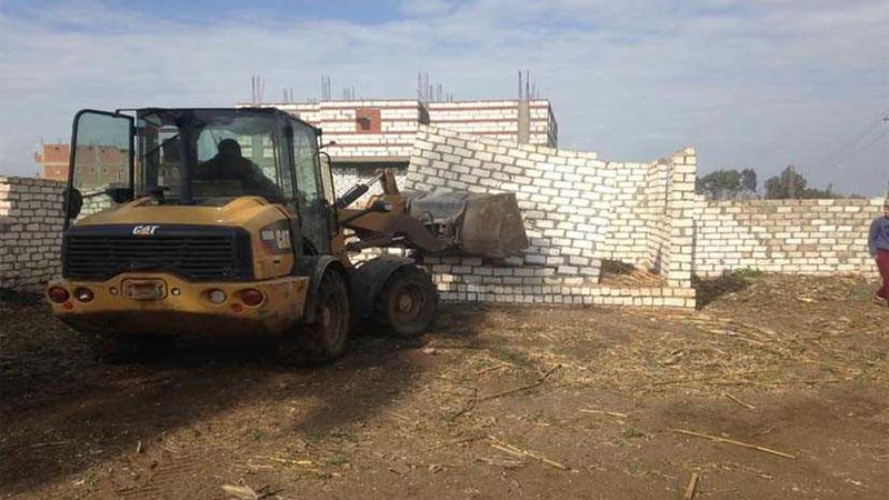 إزالة 19 مبنى مخالفًا