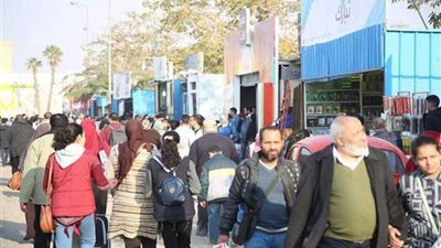 650 ألف زائر في أول يومين بمعرض الكتاب و16% زيادة في المبيعات