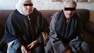 ضبط موظف وزوجته حصلا على 121 ألف جنيه من الشباب لتوظيفهم