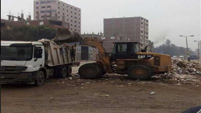 أحياء القاهرة تنفذ أكبر حملة لإزالة المخلفات