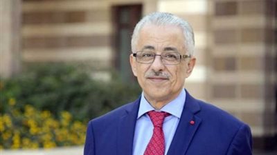 وزير التربية والتعليم يعتمد دليل إجراءات التقدم لامتحان الثانوية العامة للعام 2018