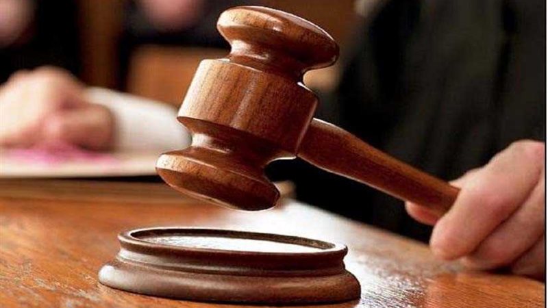 إحالة 98 موظفا بمستشفى