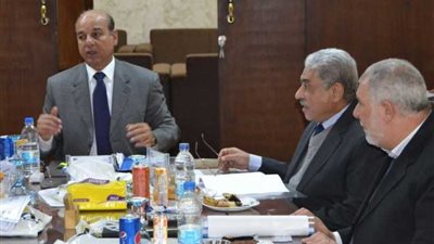 حتاتة: زيادة حافز تميز العاملين بشركة خدمات السكة الحديد