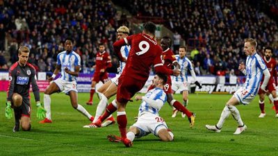 ليفربول يتقدم بهدفين نظيفين على هدرسفيلد في الشوط الأول