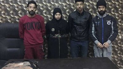 ضبط عصابة تنصب على المواطنين بمواقع وهمية لشركات سياحة