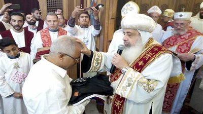 سيامة ٤ دياكونيين بالمعادي