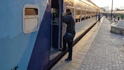 بسبب إطار فرامل قطار.. إصابة 4 بمحطة كفر الدوار