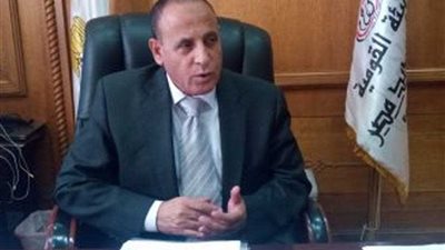 رئيس السكة الحديد يقرر مكافأة سائق منع وقوع حادث