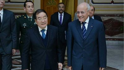 العصار يلتقي سونج ويدعو الشركات للمشاركة بـ