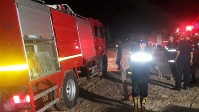 السيطرة على حريق هائل فى عقار بمنطقة أبو الريش بدمنهور