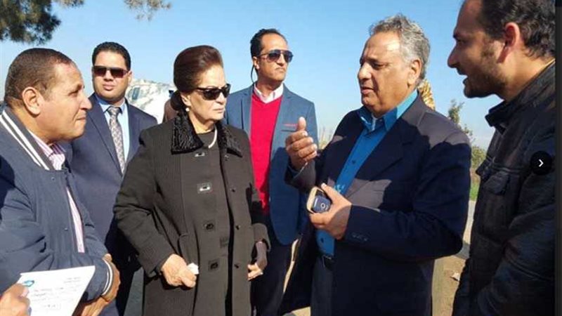 محافظ البحيرة تتفقد