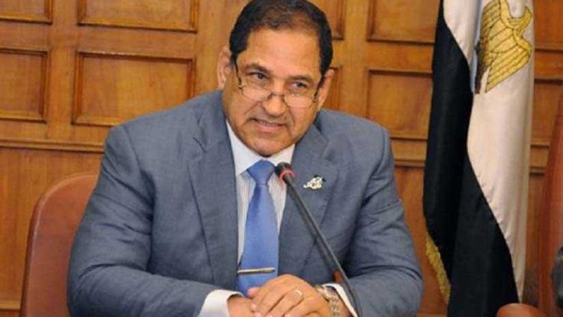 محافظ الغربية: 8300