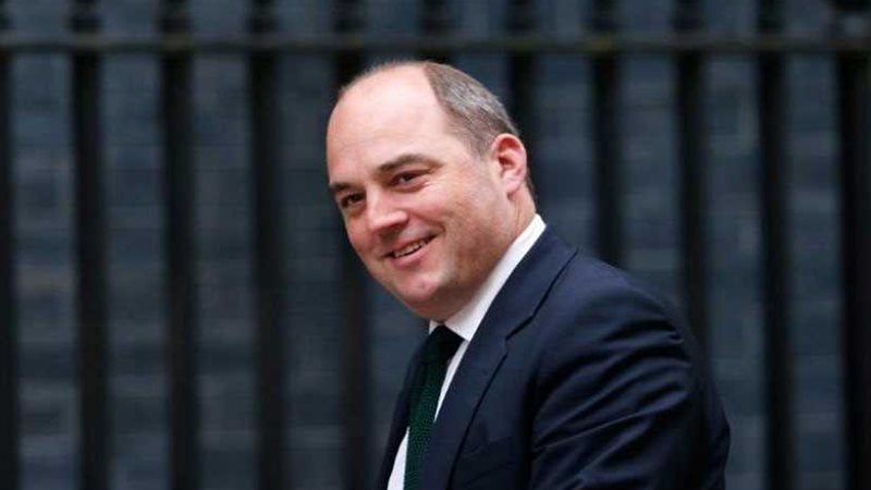 بريطانيا تلزم الأثرياء