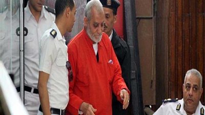 الجنايات تواصل محاكمة بديع والشاطر في 