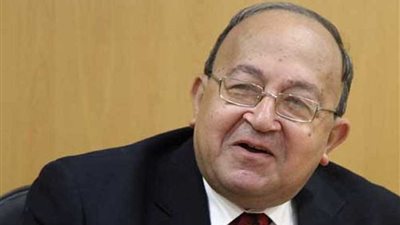 د. صفوت العالم: السيسي سيحقق النجاح بشعبيته