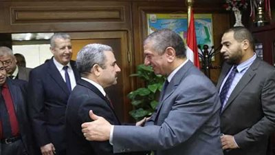 محافظ كفر الشيخ يستقبل نائب رئيس هيئة البترول لافتتاح مستودع غاز