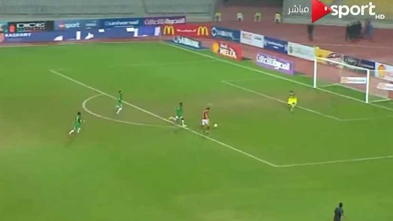 «أزارو» يُسجل أول