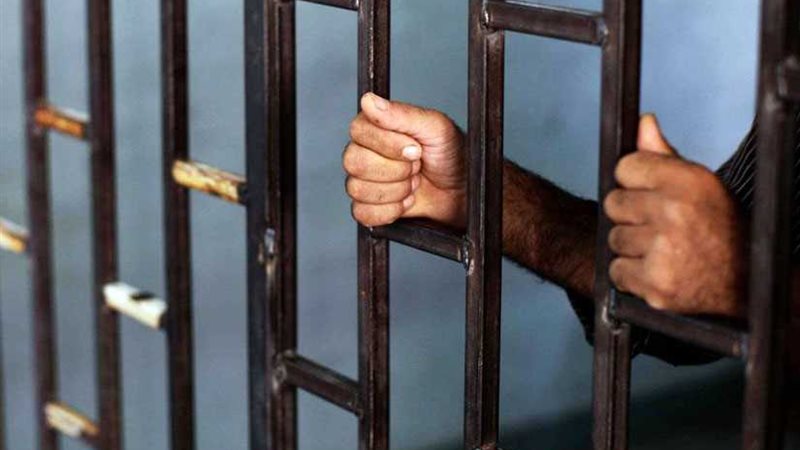 حبس مدرس ابتدائي