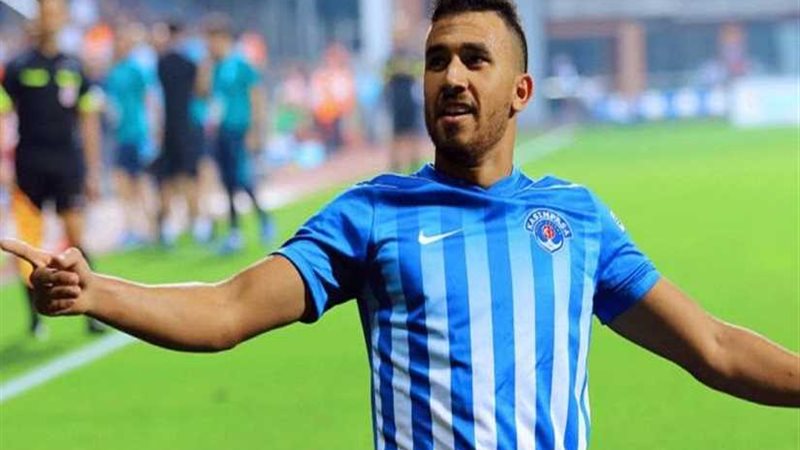 تريزيجيه يحقق فوزًا