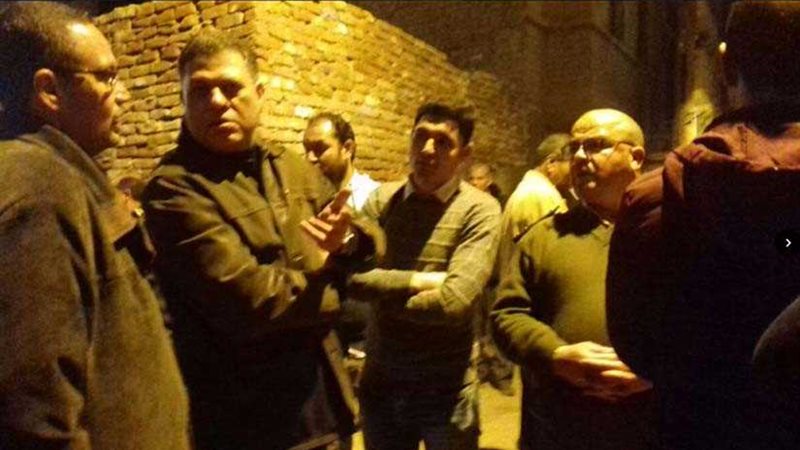 بالصور.. إخلاء العقار