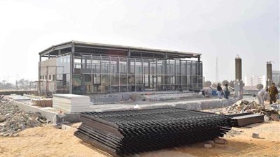 محافظ المنيا يتفقد إنشاء أول مجمع متكامل لخدمات الاستثمار بالصعيد