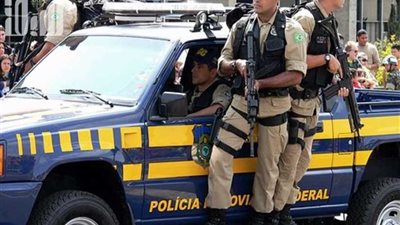 الشرطة البرازيلية تلقي القبض على برلماني لاتهامه بالفساد