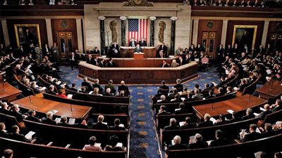 مجلس الشيوخ الأمريكي يقر الميزانية بعد دخول الإدارة الفيدرالية حالة الإغلاق