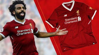 هل يمكنك أن تفوز بقميص مُوقع من محمد صلاح؟.. ليفربول يرد