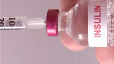 طبيب مصري ينجح في علاج مريضة سكر بالأقراص العلاجية بدلا من الأنسولين