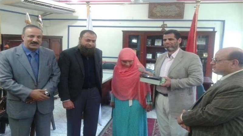 مصحف وتابلت للأولى