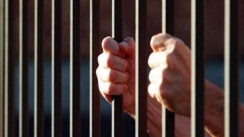 إحالة عامل للجنايات